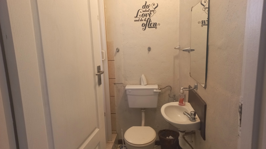 4 Bedroom Property for Sale in Vredenburg Western Cape